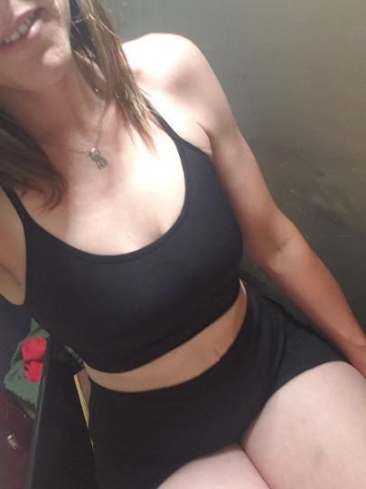 Independent companion Nikole in Huntsville, Alabama - HoneyAffair